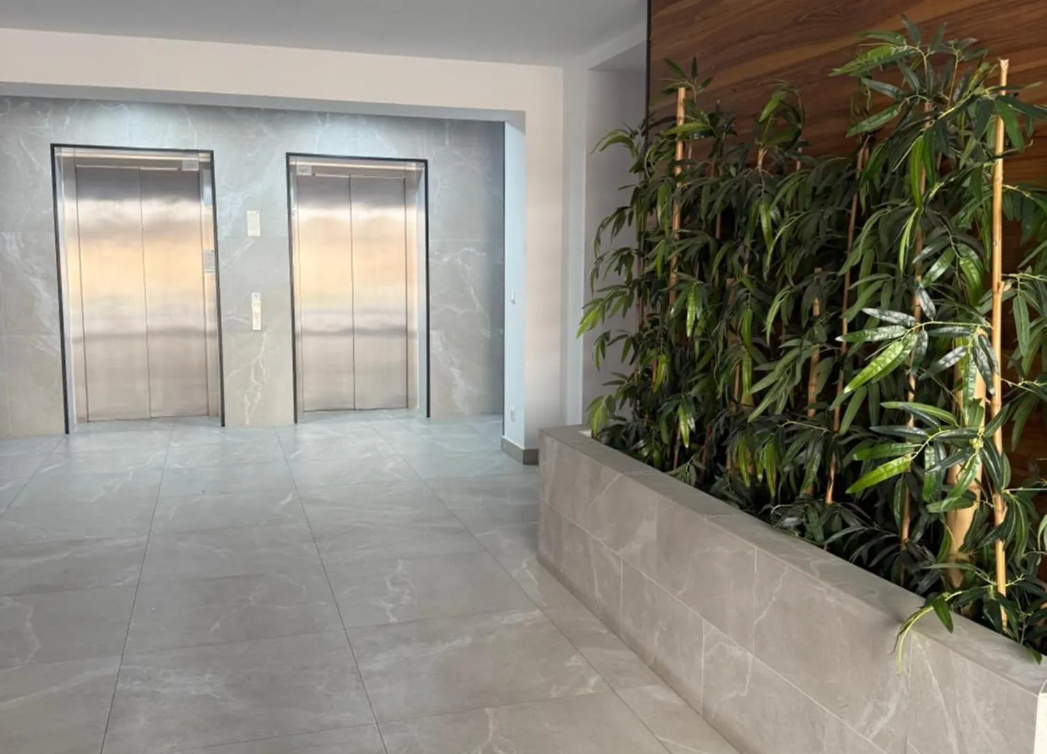 Apartment The Green Pine Studio - Hils Brauner Bucharest