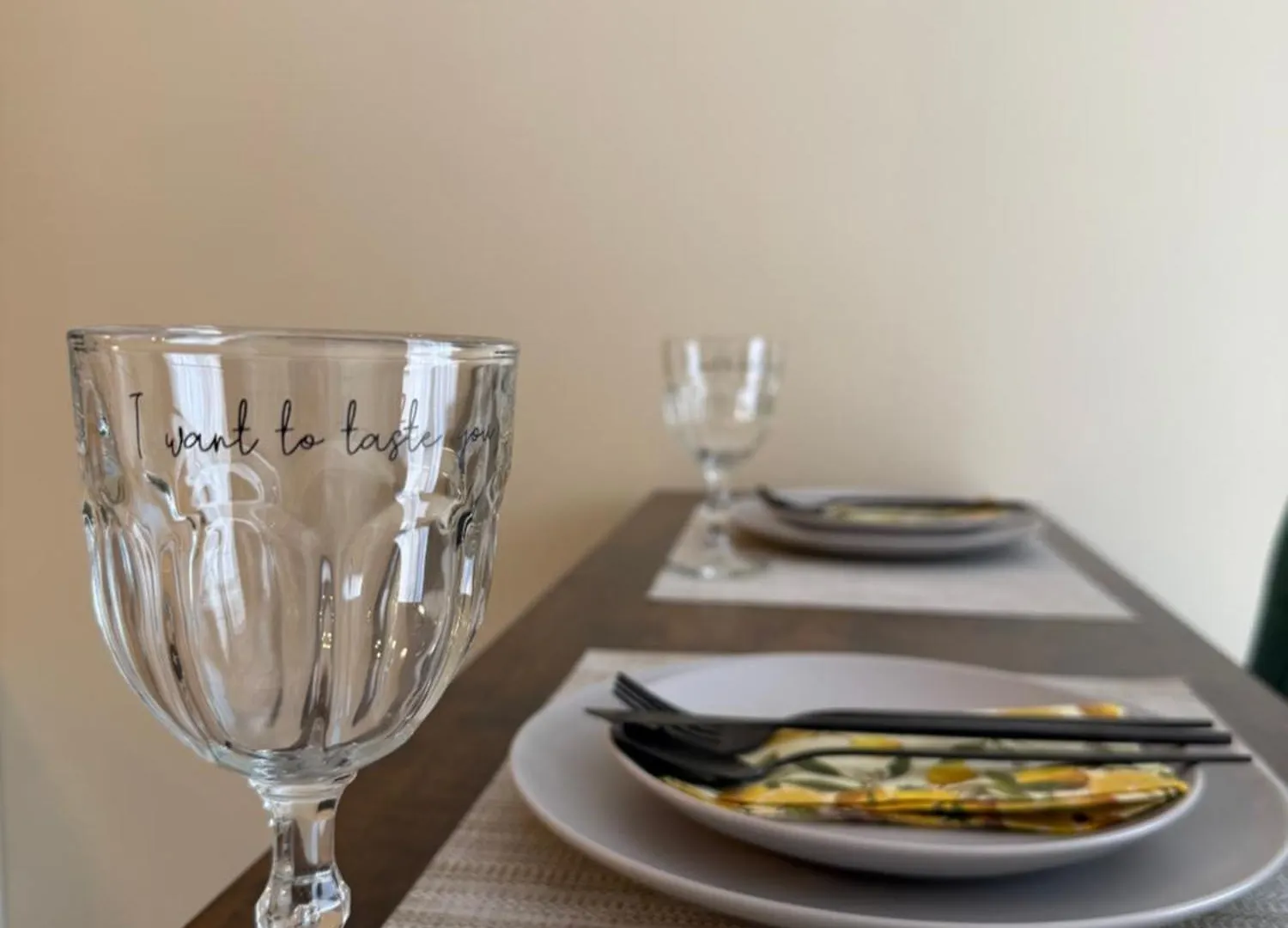 The Green Pine Studio - Hils Brauner Bucarest Apartamento